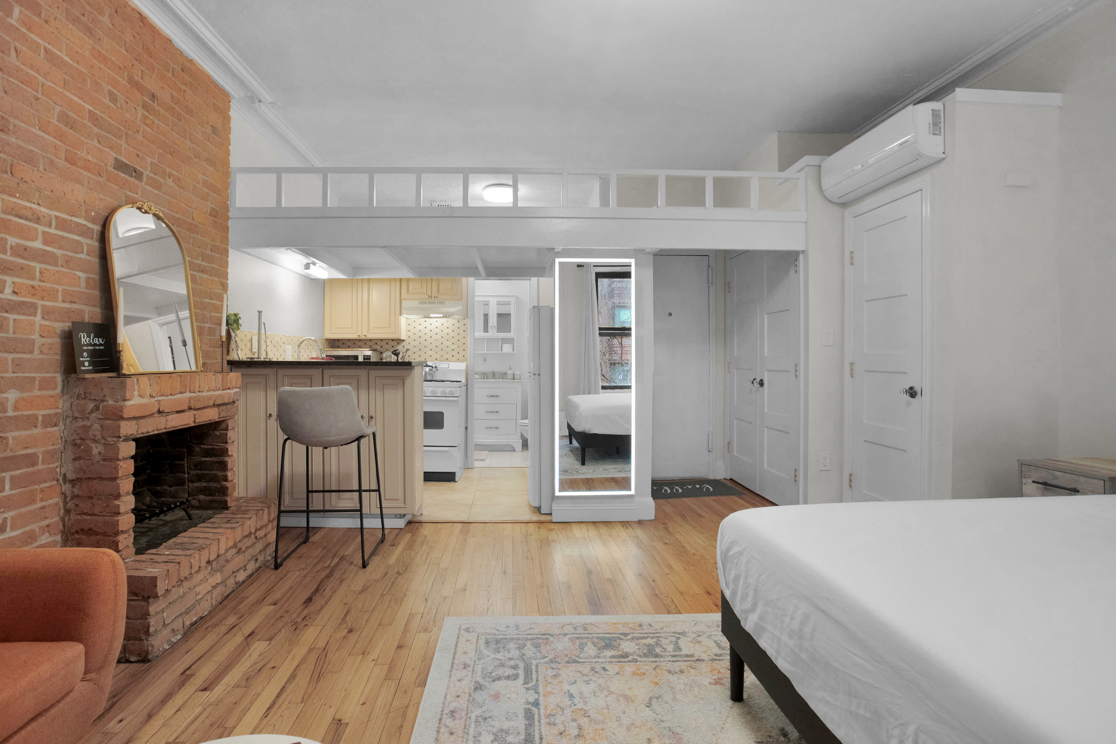 236 East 74th Street, New York, NY, USA - Image 1
