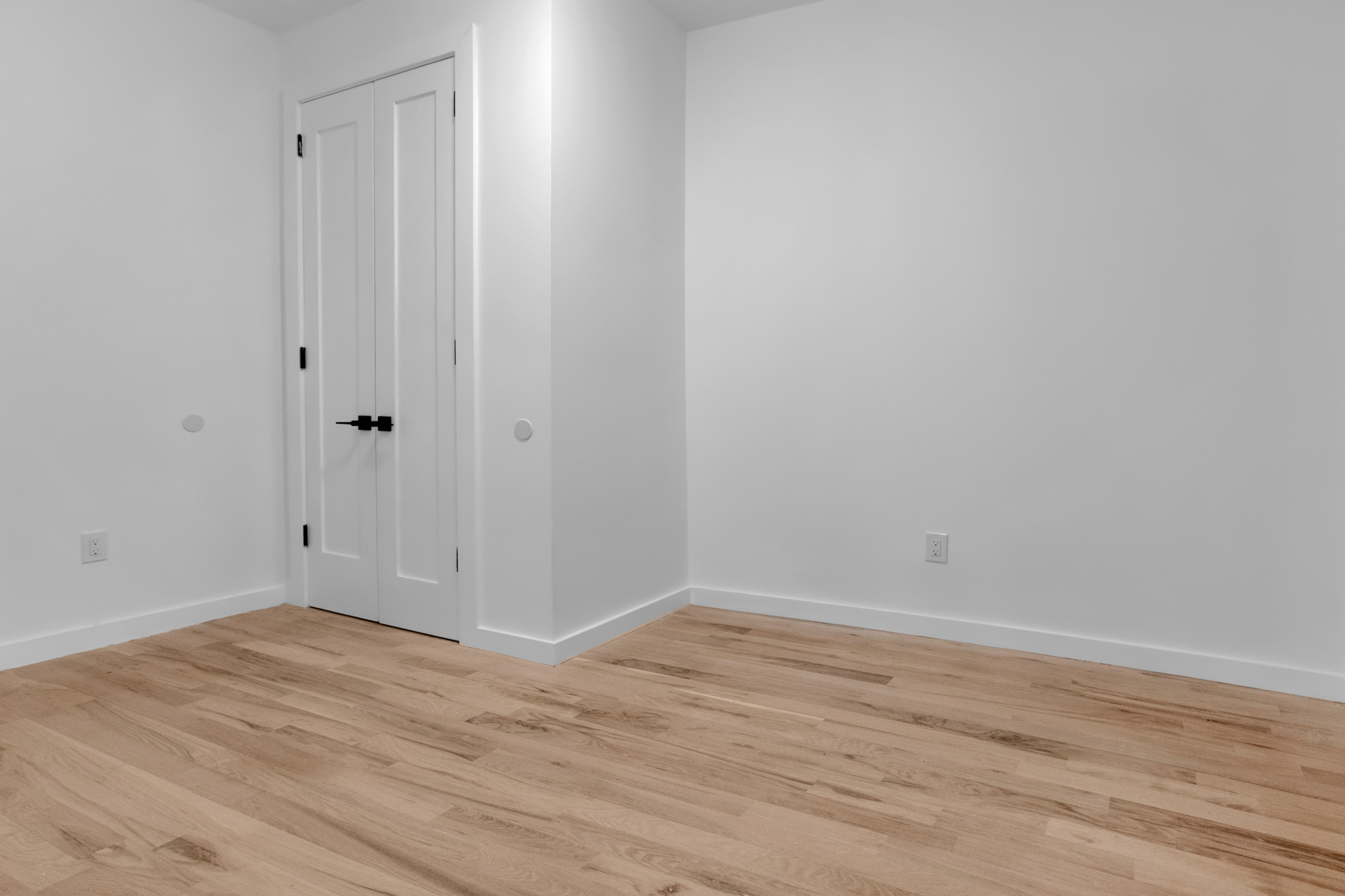 251 West 92nd Street, New York, NY, USA - Image 1