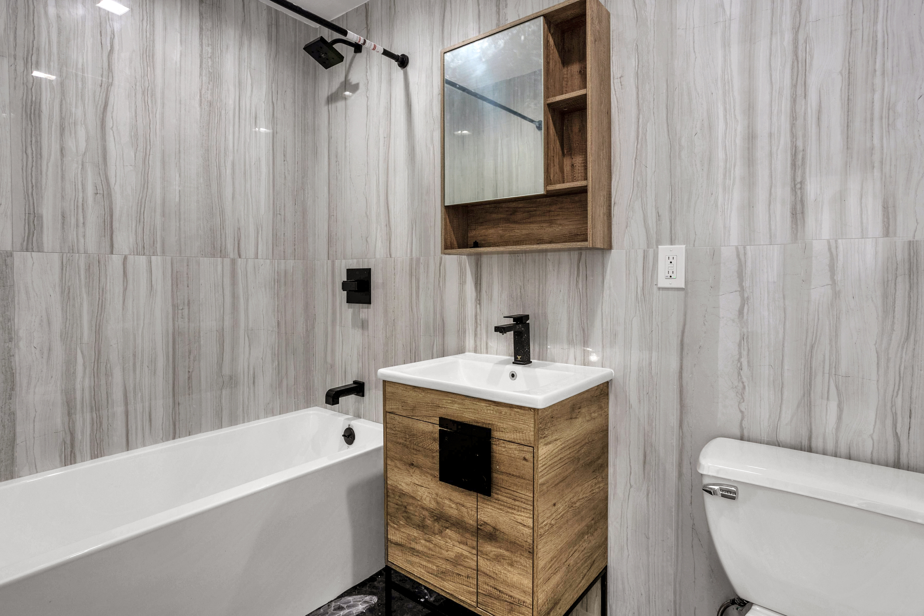 251 West 92nd Street, New York, NY, USA - Image 1