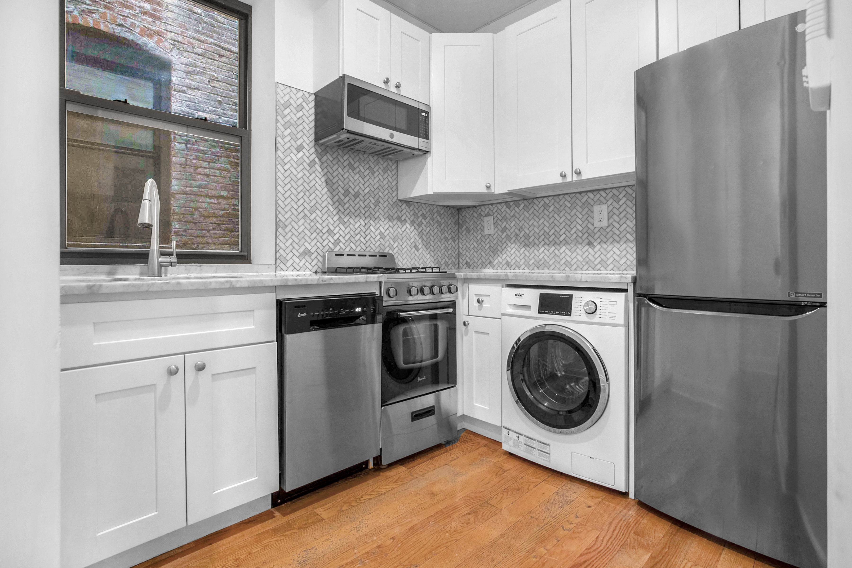 206 West 88th Street, New York, NY, USA - Image 1
