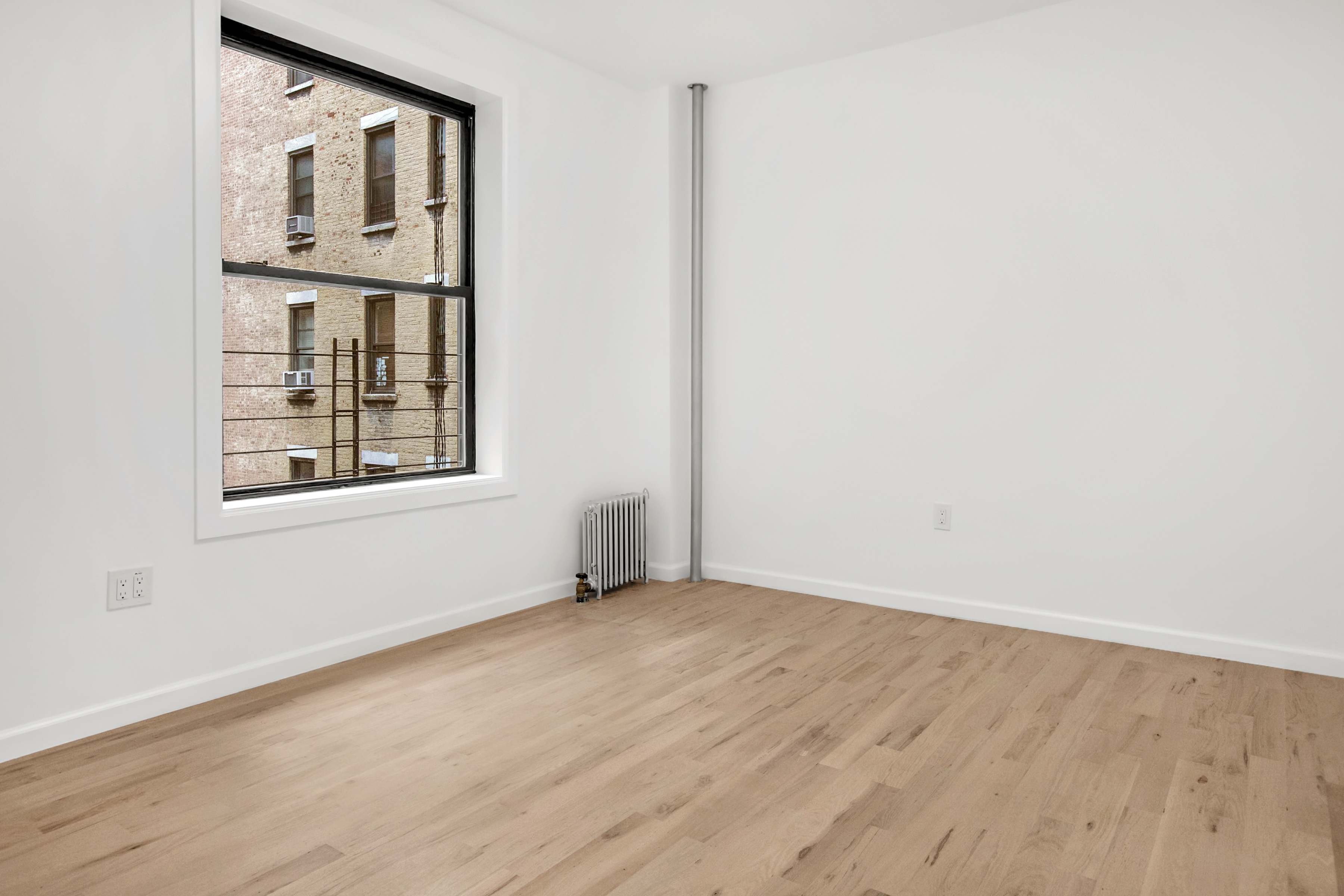 309 West 99th Street, New York, NY, USA - Image 1