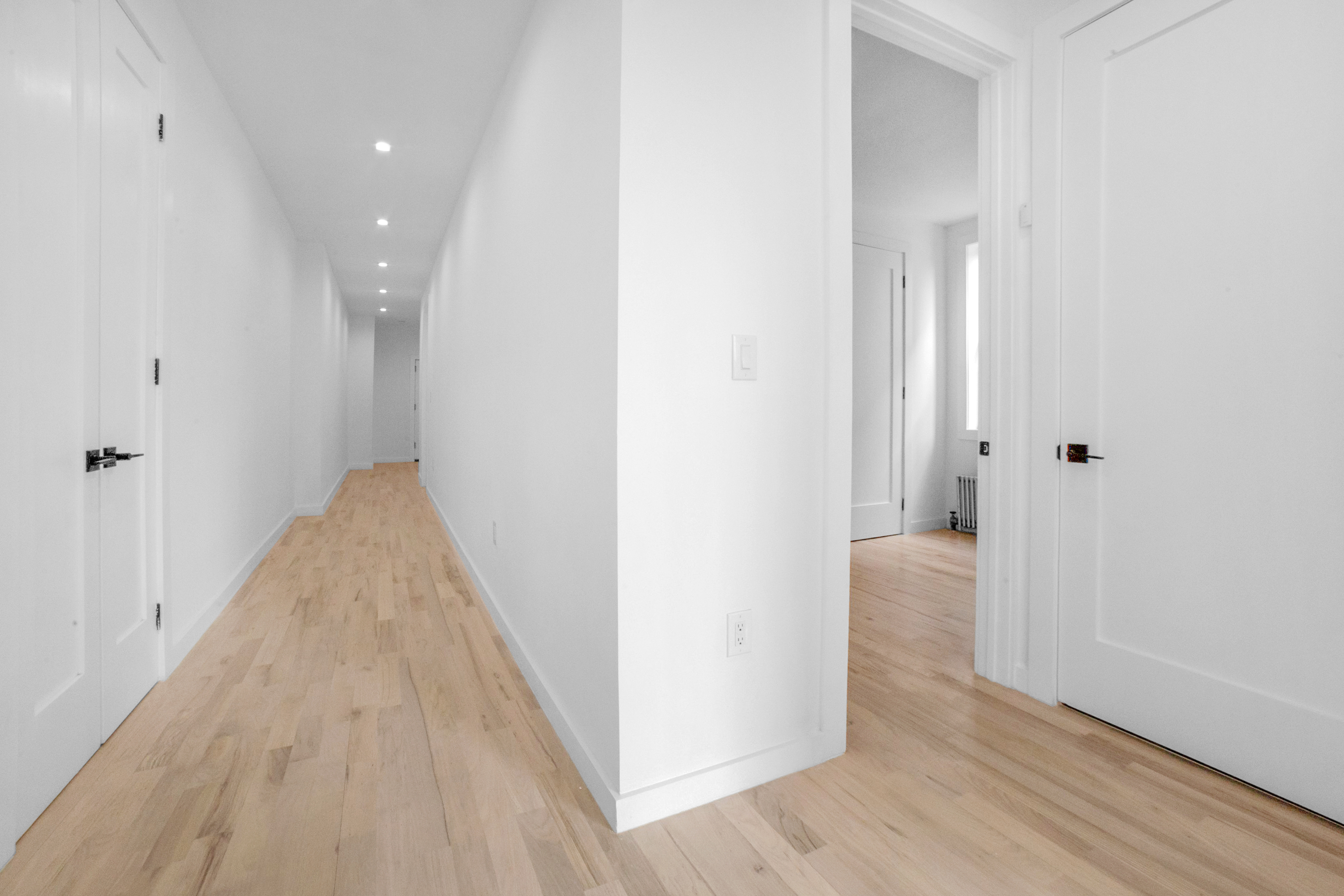 251 West 92nd Street, New York, NY, USA - Image 1