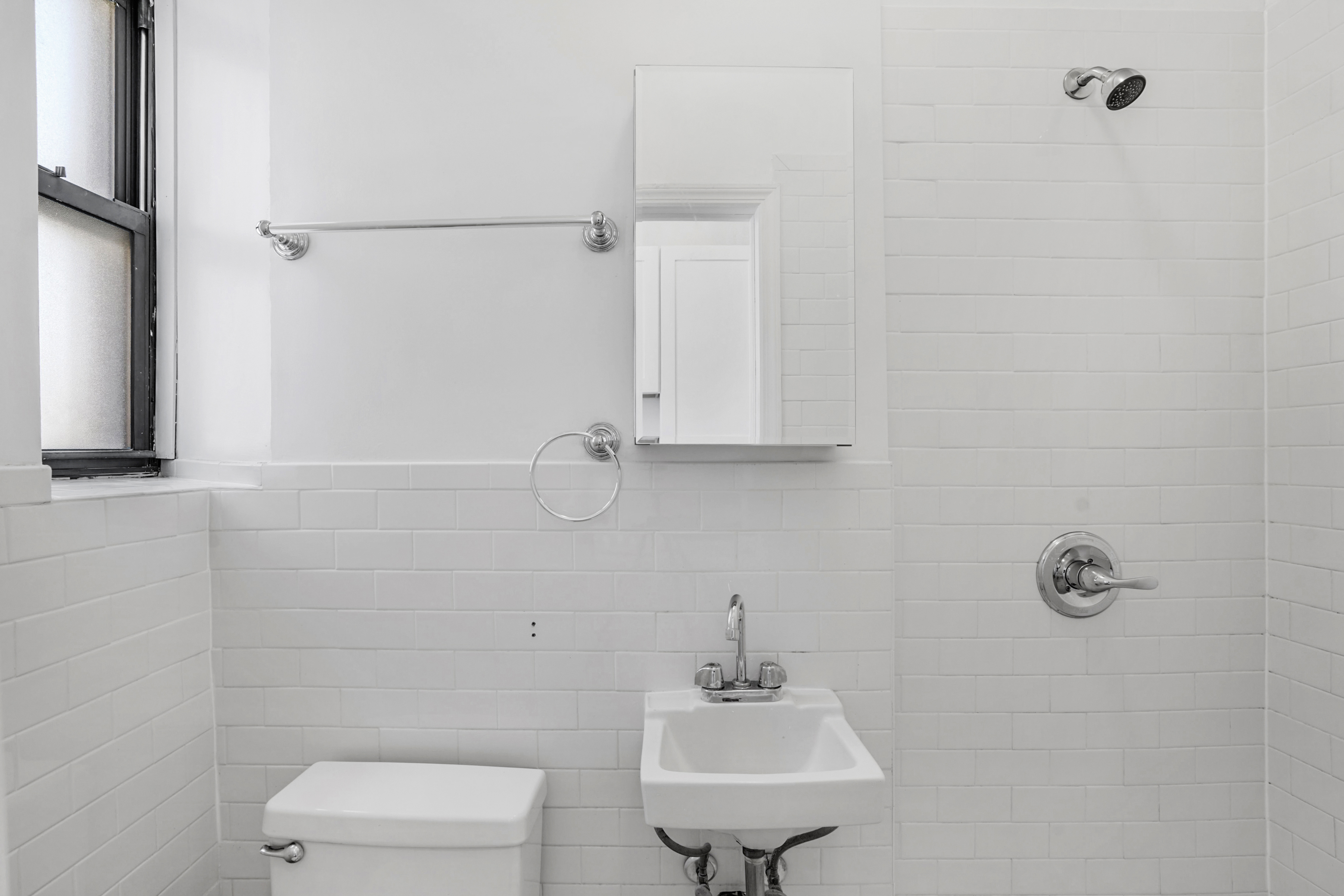 18 1st Avenue, New York, NY, USA - Image 1