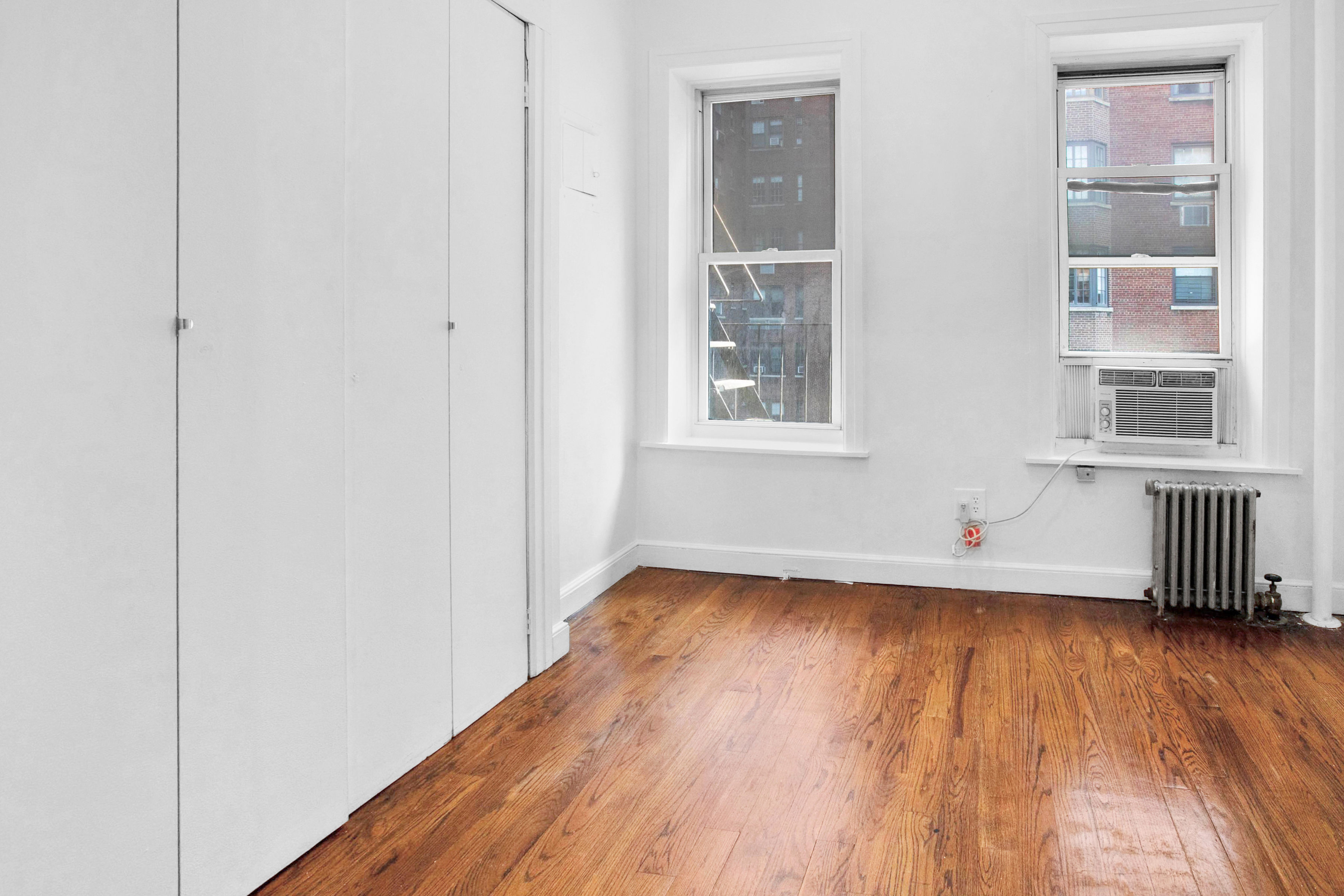521B East 85th Street, New York, NY, USA - Image 1