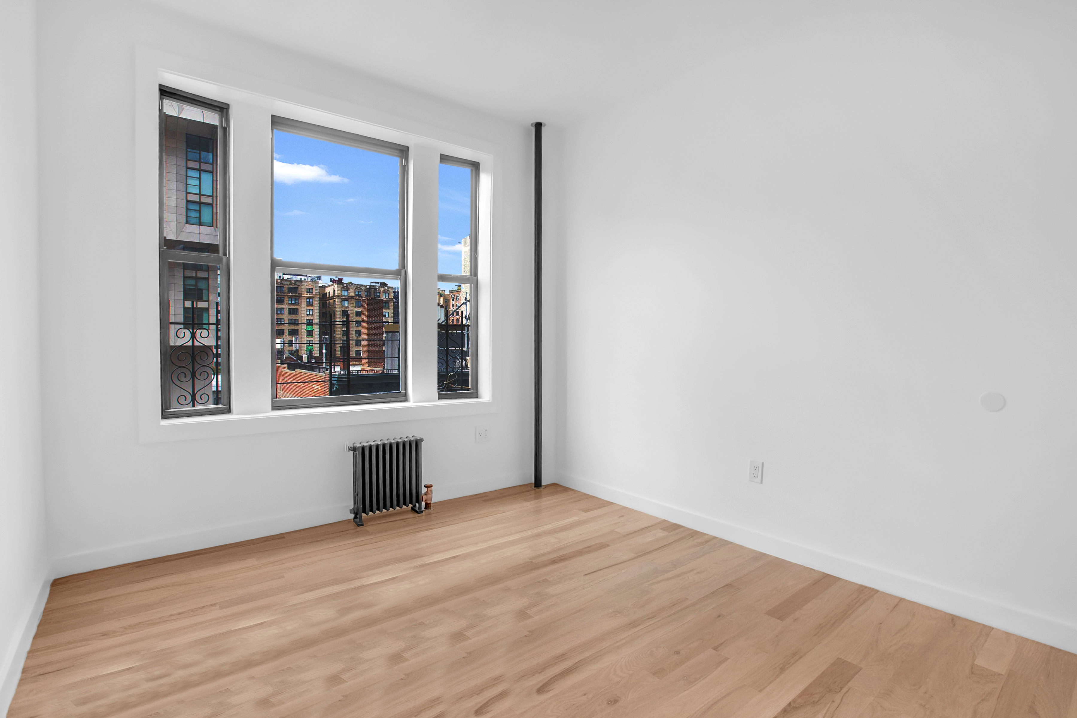 251 West 92nd Street, New York, NY, USA - Image 1