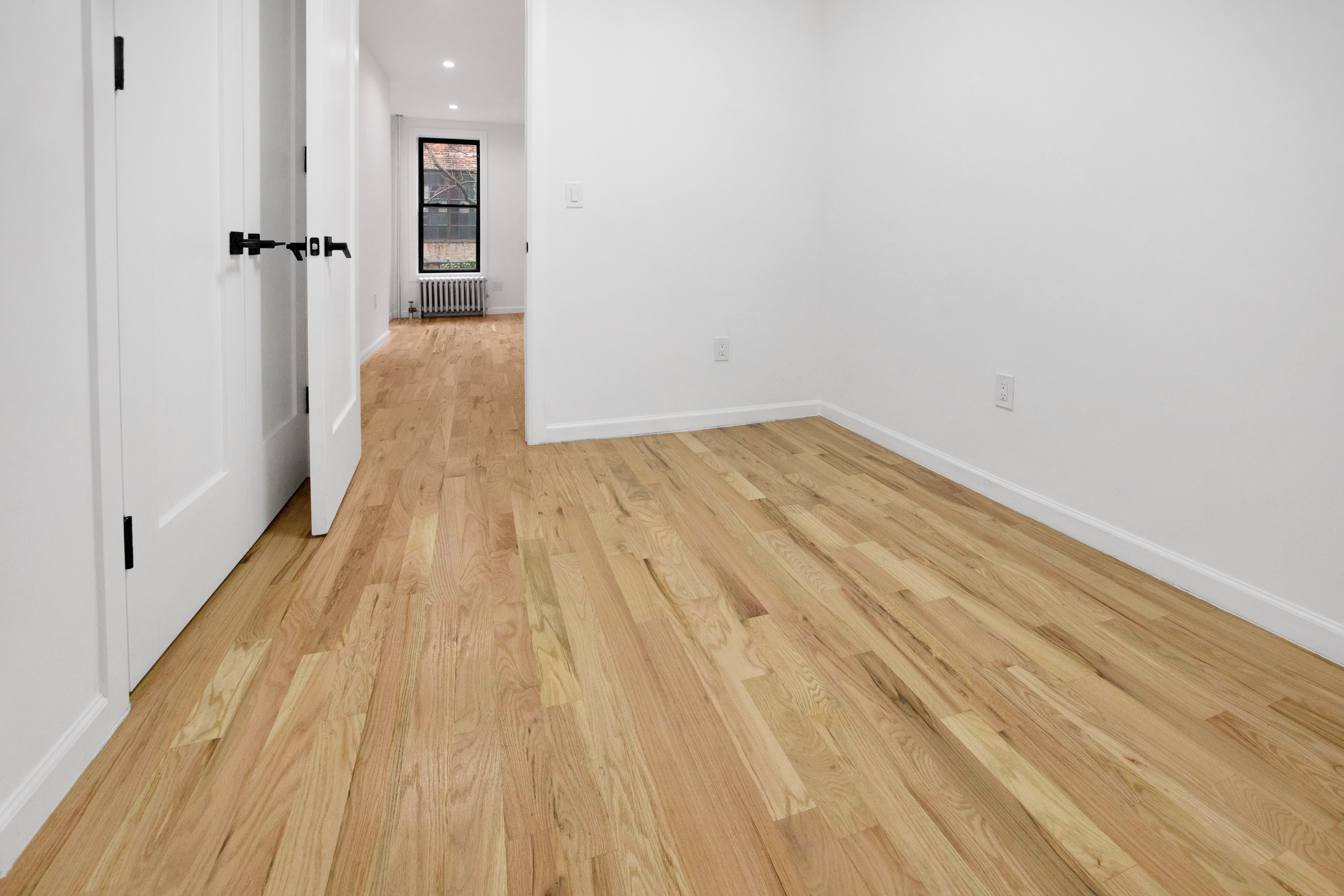 222 East 95th Street, New York, NY, USA - Image 1