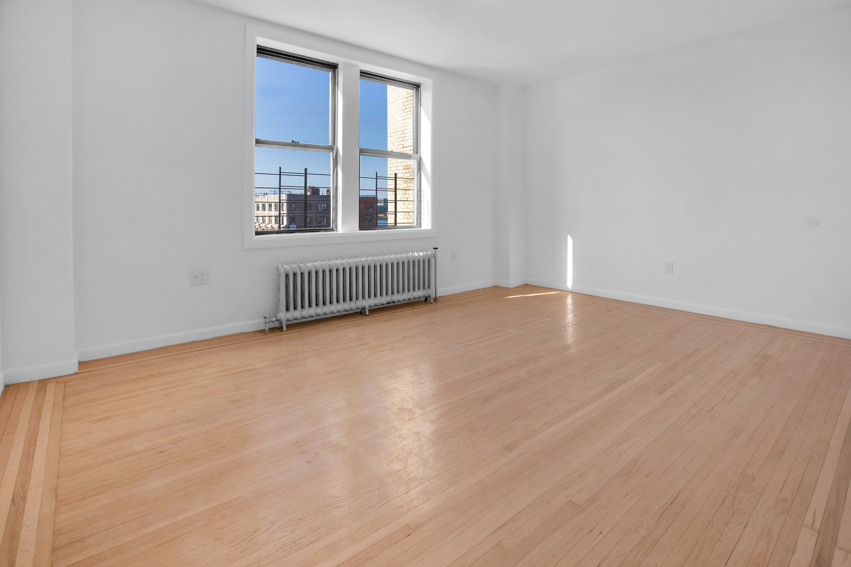 675 West End Avenue, New York, NY, USA - Image 1