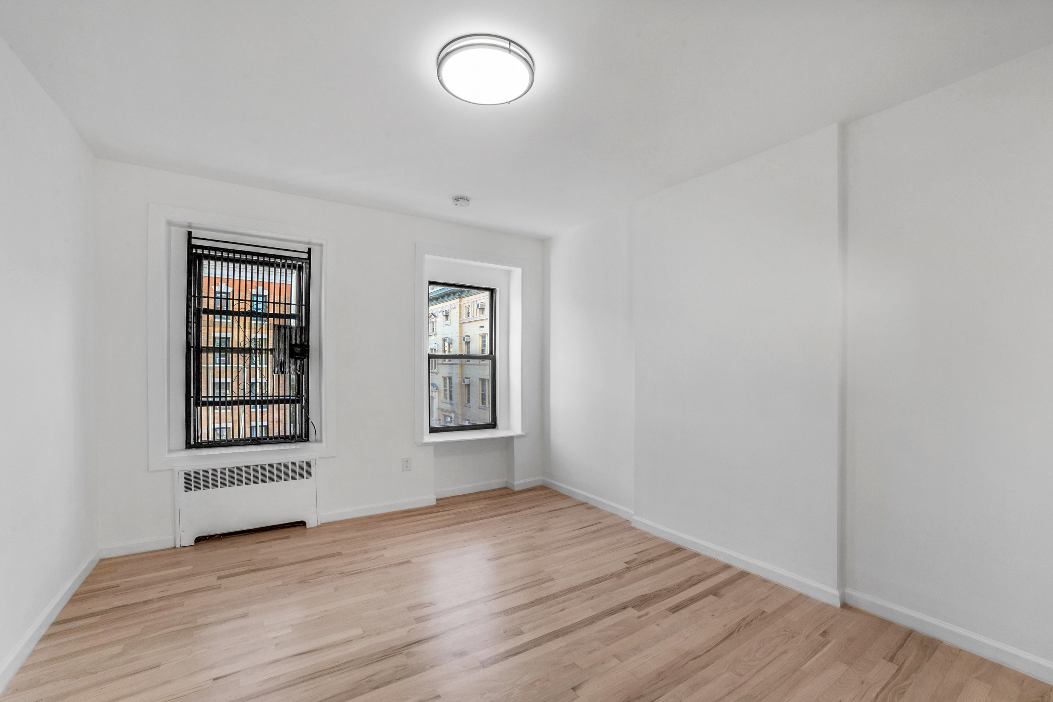 453 East 78th Street, New York, NY, USA - Image 1