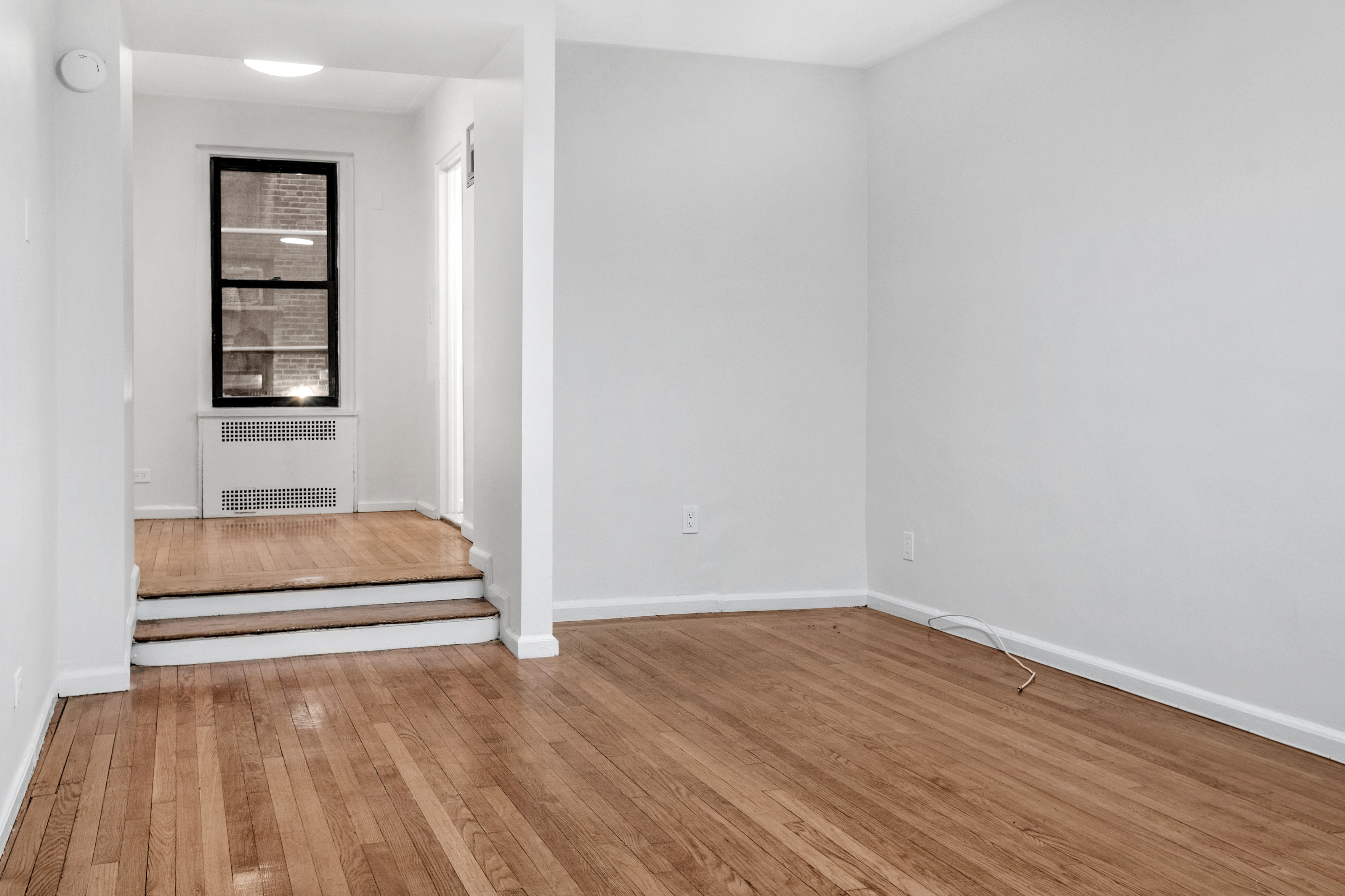 9 West 64th Street, New York, NY, USA - Image 1