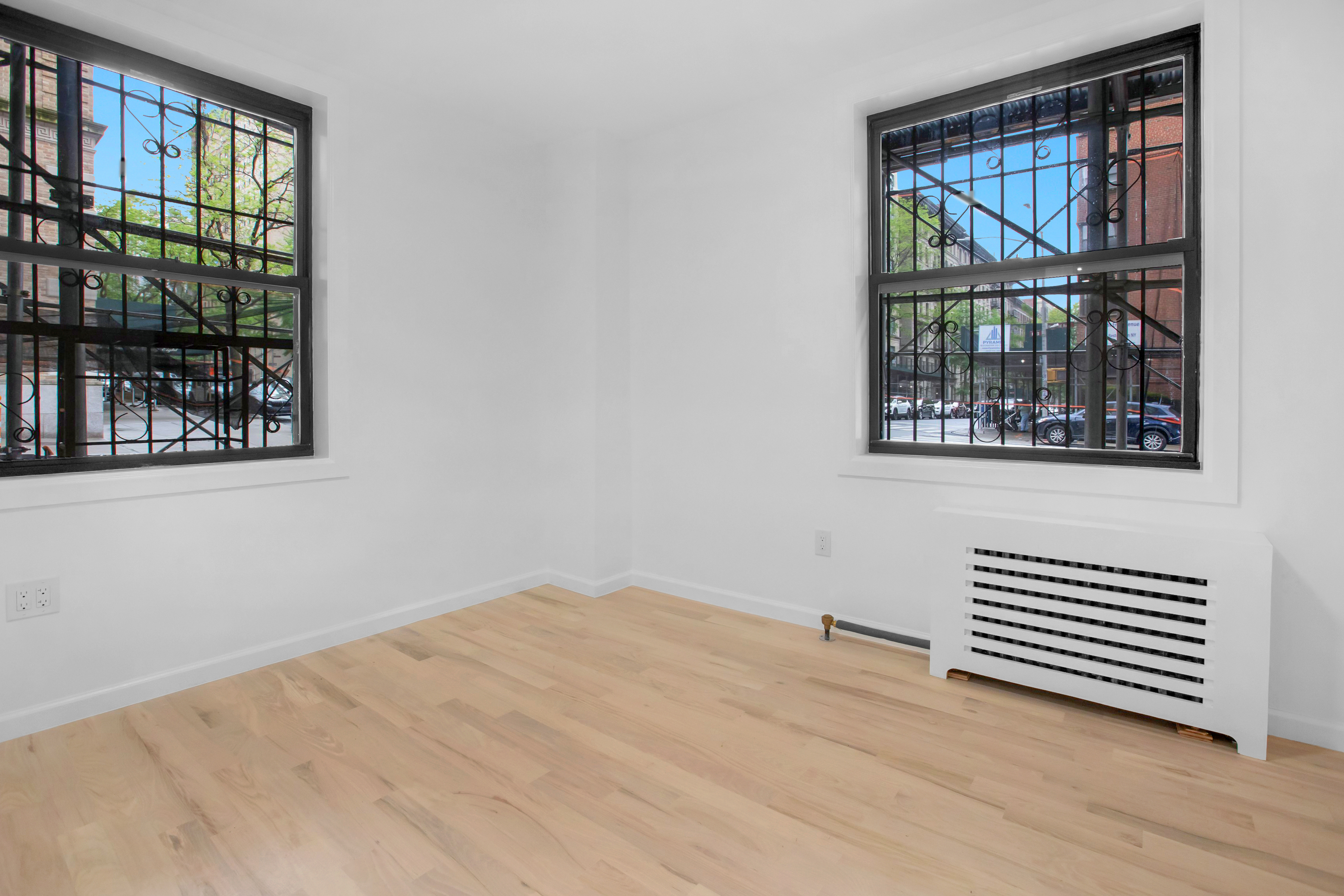 700 West End Avenue, New York, NY, USA - Image 1