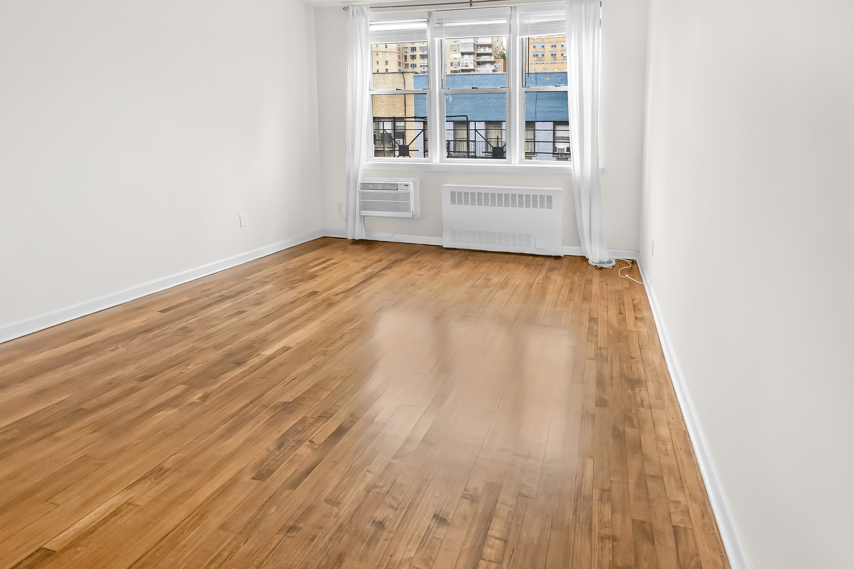 515 East 88th Street, New York, NY, USA - Image 1