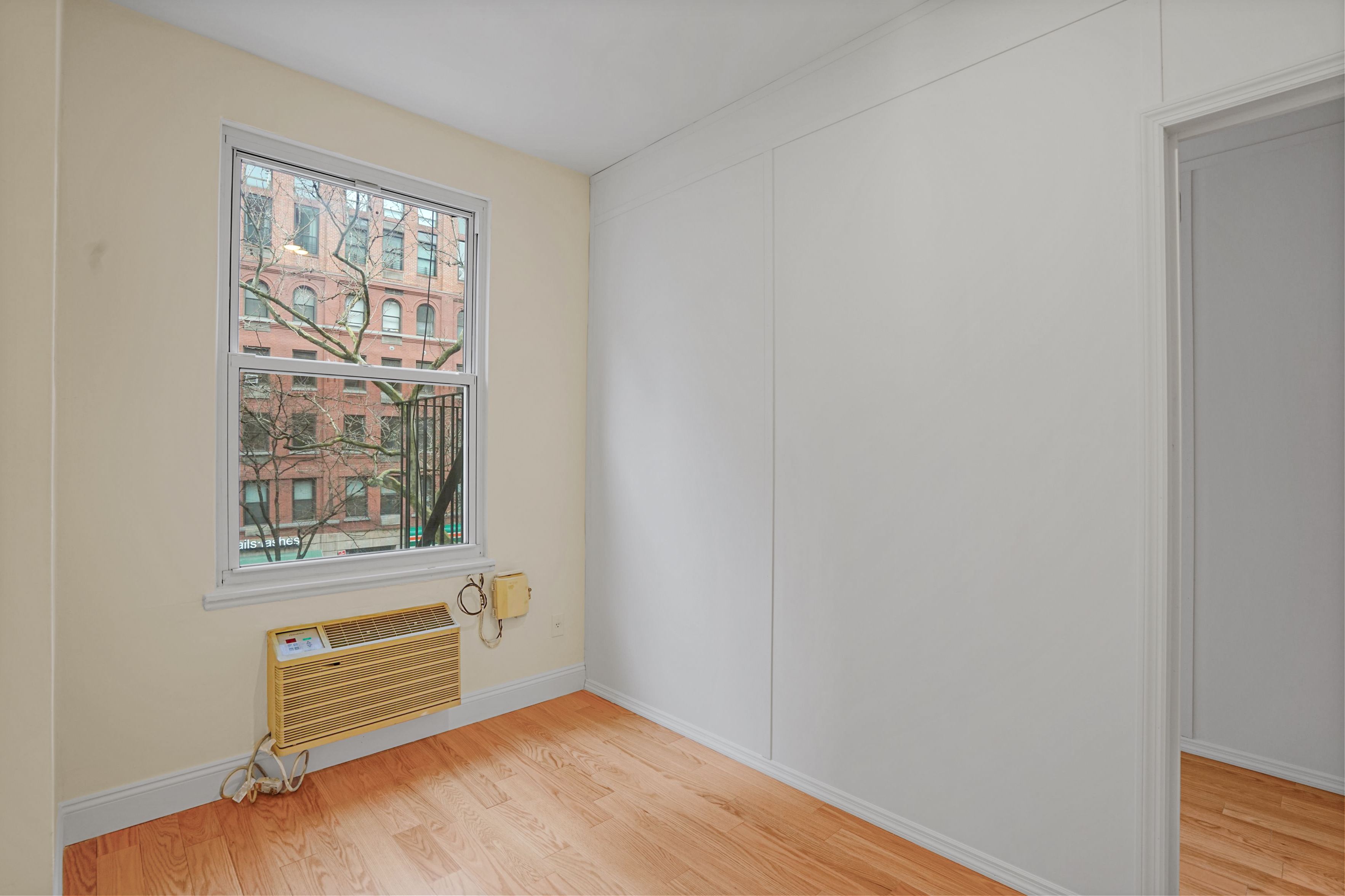 250 3rd Avenue, New York, NY, USA - Image 1