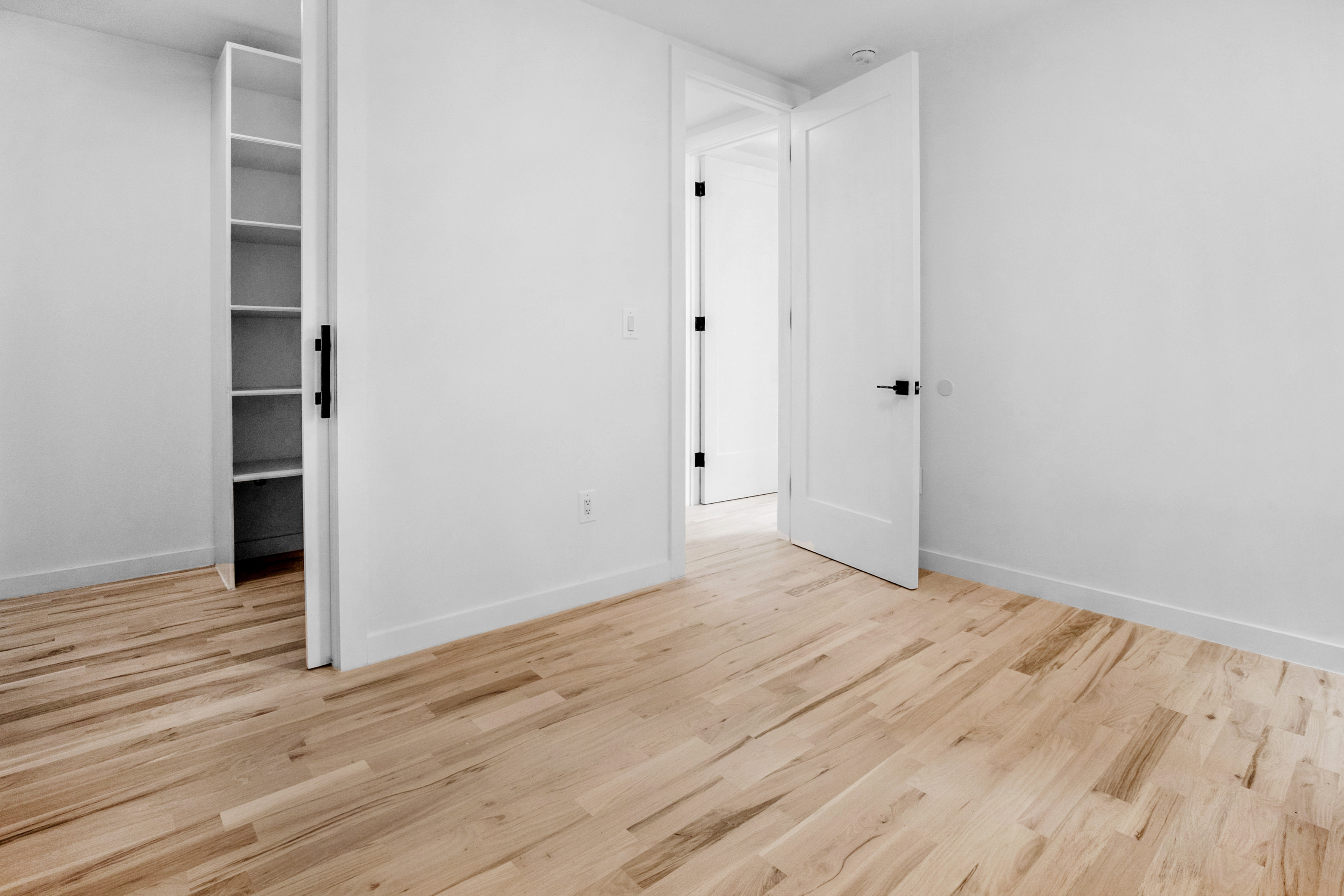 251 West 92nd Street, New York, NY, USA - Image 1